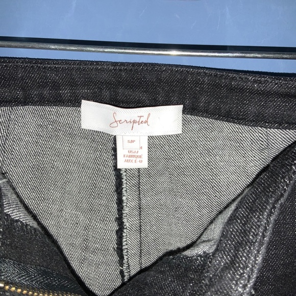 Scripted Denim Ruffle Pant - Picture 4 of 6